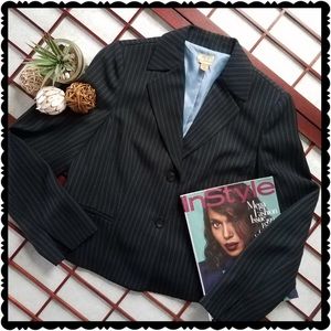 CASLON BLACK AND WHITE BLAZER SUIT SIZE 10